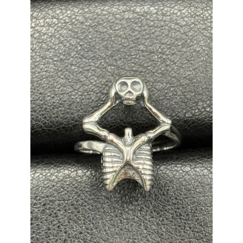 New Condition Sterling Silver Skull Skeleton Ring Size 7 Headless F3
